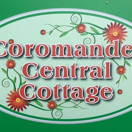 Coromandel Central Cottage Luxury W Spa 外观 照片
