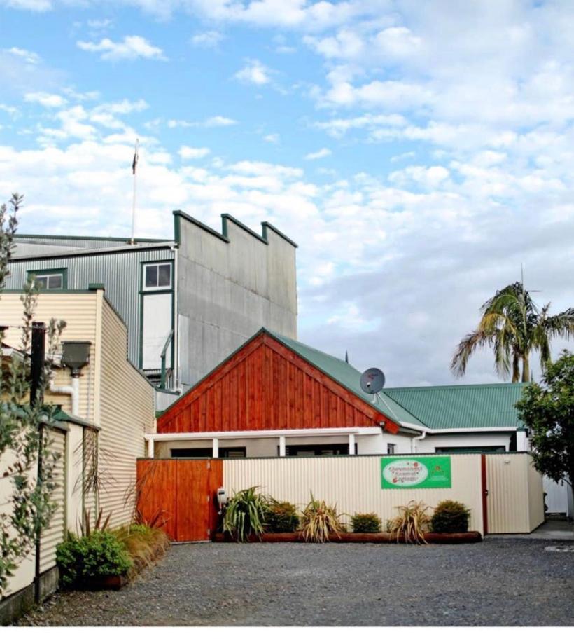 Coromandel Central Cottage Luxury W Spa 外观 照片